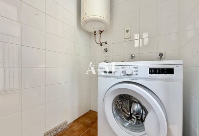 3 slaapkamer Huis te huur in La Florida, Orihuela - € 1.200 (Ref: 10095685)