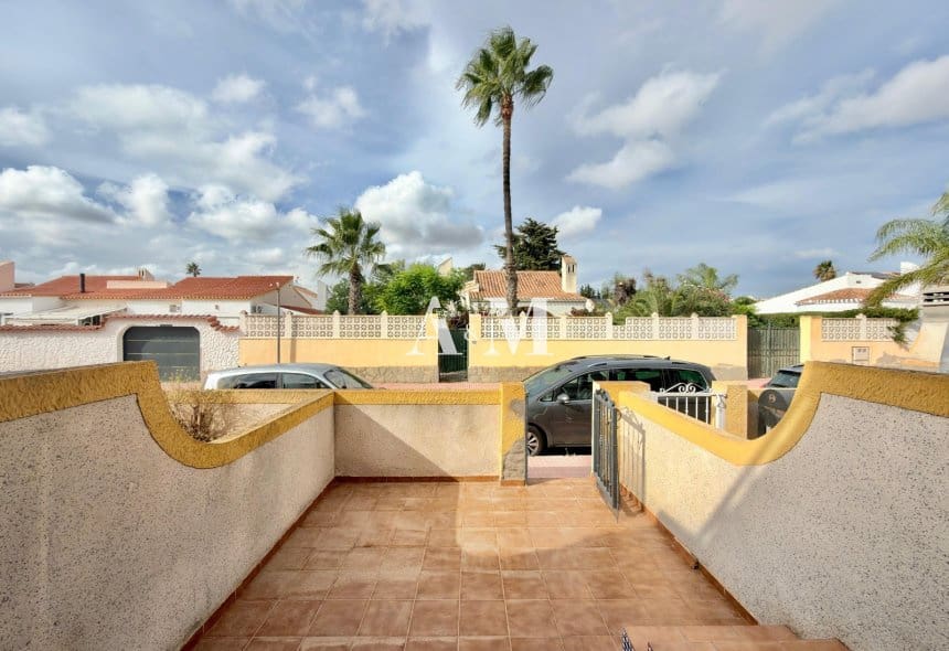 3 slaapkamer Huis te huur in La Florida - € 1.200 (Ref: 10095685)