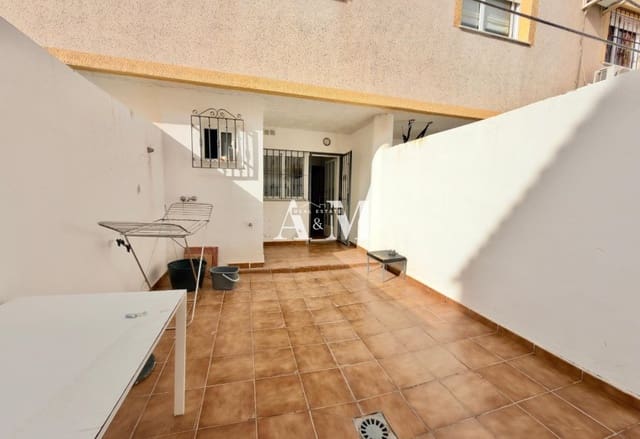 3 slaapkamer Huis te huur in La Florida, Orihuela - € 1.200 (Ref: 10095685)