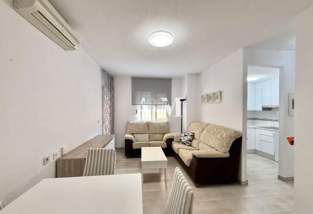 Apartamento de 2 habitaciones en Las Viñas, Guardamar del Segura en alquiler - 750 € (Ref: 10095686)