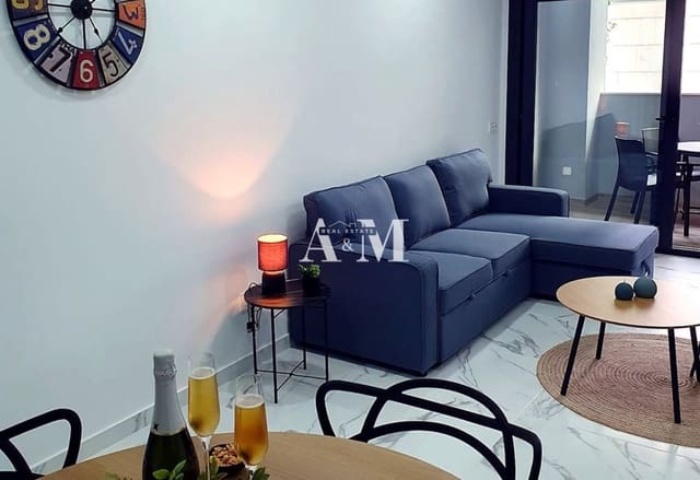2 bedroom Apartment for rent in Centro, Torrevieja with pool - € 1,250 (Ref: 10095687)