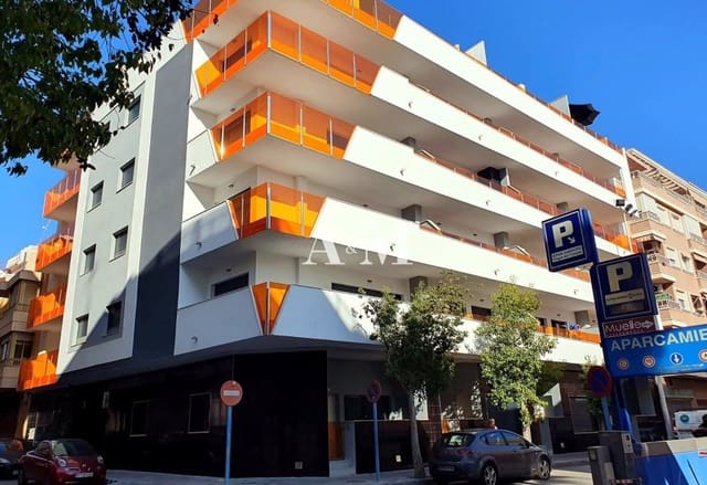 2 bedroom Apartment for rent in Centro, Torrevieja with pool - € 1,250 (Ref: 10095687)