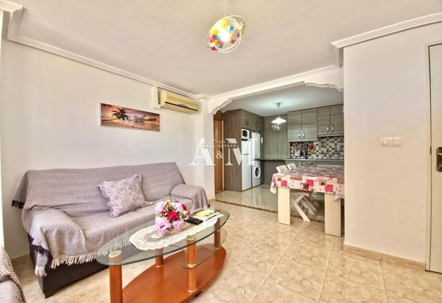 3 quarto Moradia para arrendar em Orihuela Costa com piscina - 1 400 € (Ref: 10095689)