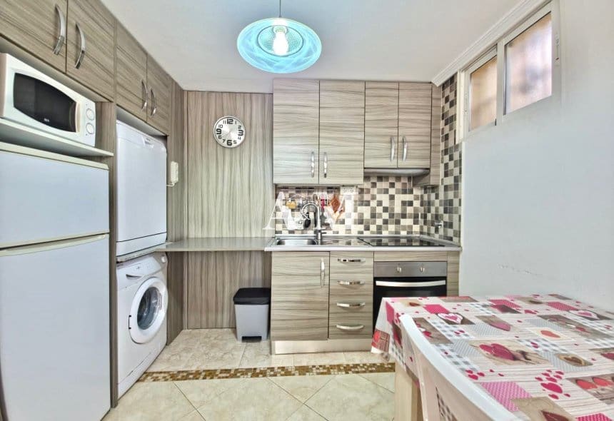 3 quarto Moradia para arrendar em Orihuela Costa com piscina - 1 400 € (Ref: 10095689)