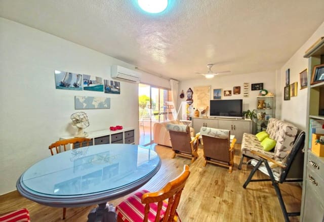 3 soveværelse Strandlejlighed til leje i Dehesa de Campoamor, Orihuela med swimmingpool - € 850 (Ref: 10095690)