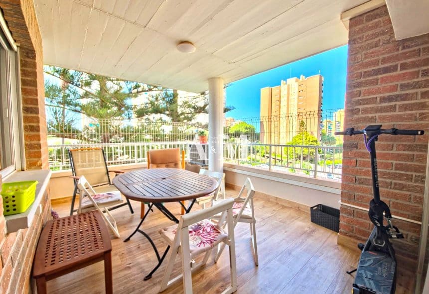 3 quarto Apartamento de Praia para arrendar em Dehesa de Campoamor com piscina - 850 € (Ref: 10095690)