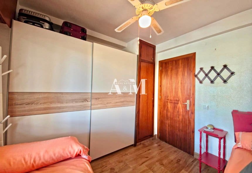 3 quarto Apartamento de Praia para arrendar em Dehesa de Campoamor com piscina - 850 € (Ref: 10095690)
