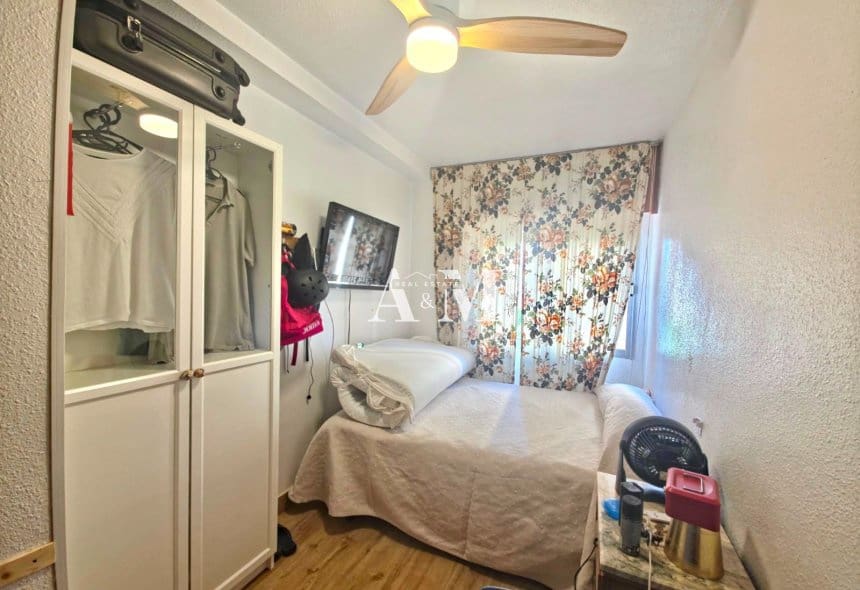 3 quarto Apartamento de Praia para arrendar em Dehesa de Campoamor com piscina - 850 € (Ref: 10095690)