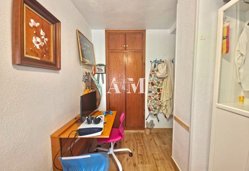 3 quarto Apartamento de Praia para arrendar em Dehesa de Campoamor com piscina - 850 € (Ref: 10095690)