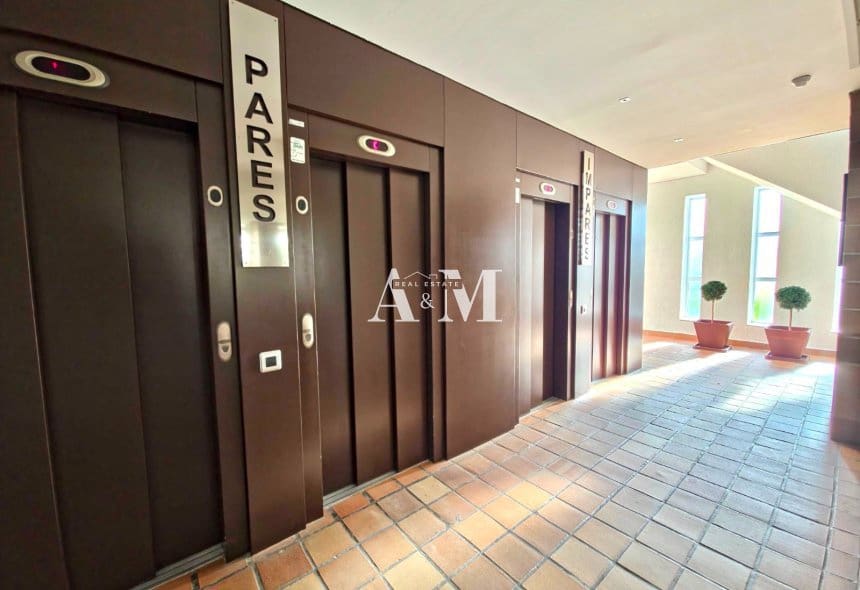 3 quarto Apartamento de Praia para arrendar em Dehesa de Campoamor com piscina - 850 € (Ref: 10095690)