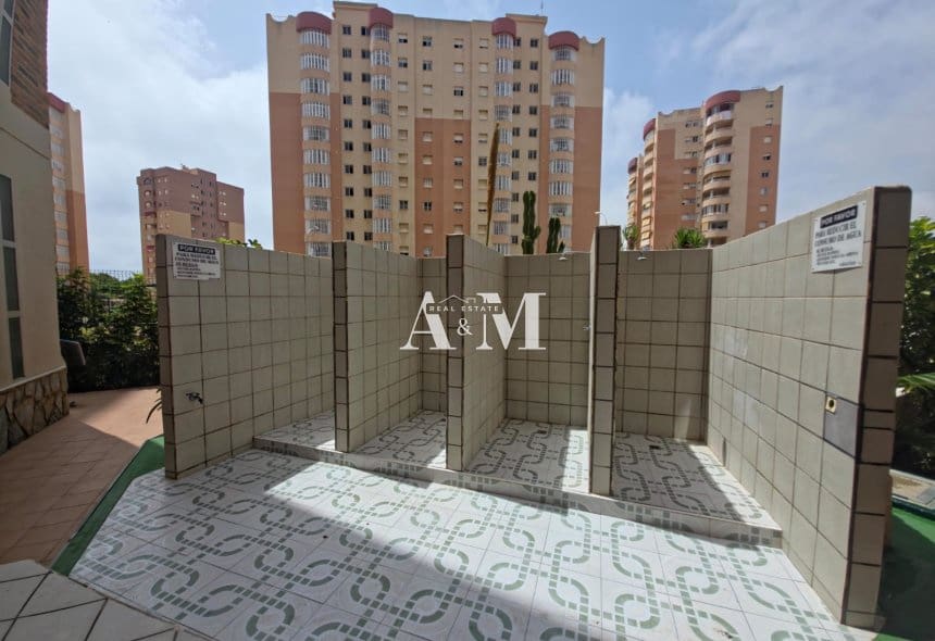 3 quarto Apartamento de Praia para arrendar em Dehesa de Campoamor com piscina - 850 € (Ref: 10095690)