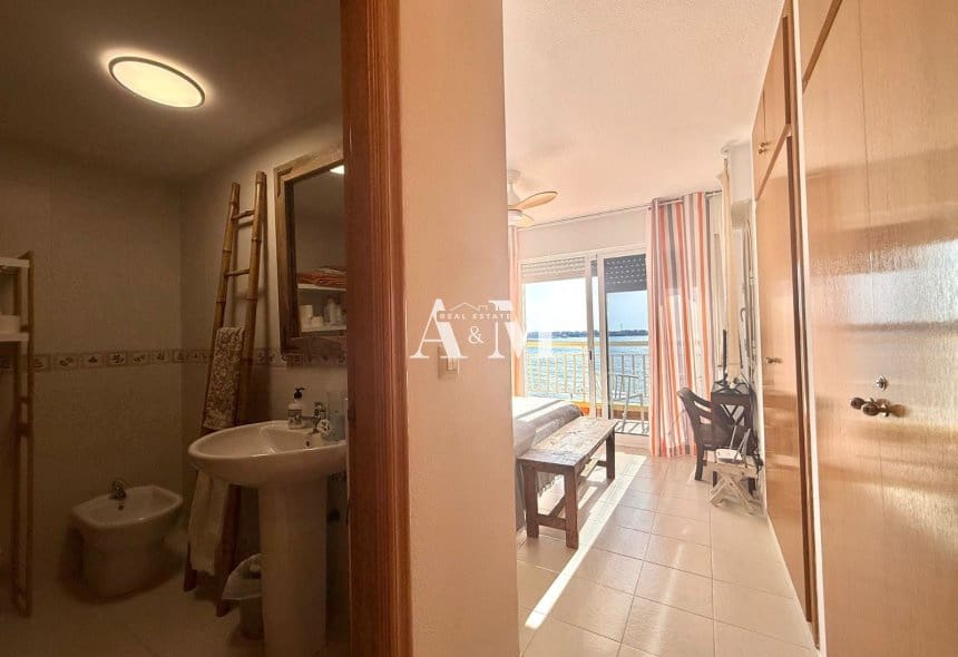 4 Zimmer Strandapartment zu vermieten in Dehesa de Campoamor mit Pool Garage - 1.300 € (Ref: 10095692)