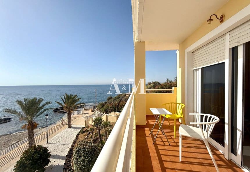 4 Zimmer Strandapartment zu vermieten in Dehesa de Campoamor mit Pool Garage - 1.300 € (Ref: 10095692)