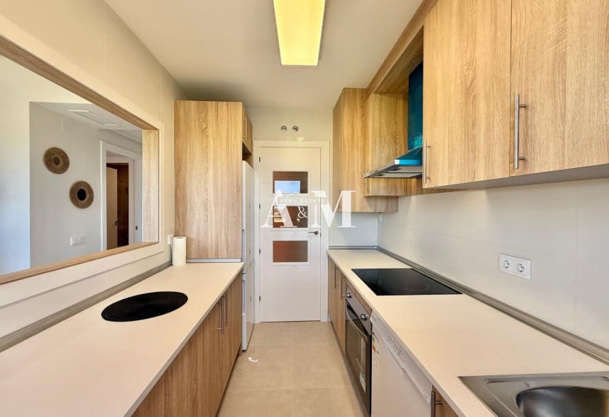2 quarto Apartamento para arrendar em Los Alcazares com piscina garagem - 1 100 € (Ref: 10095693)