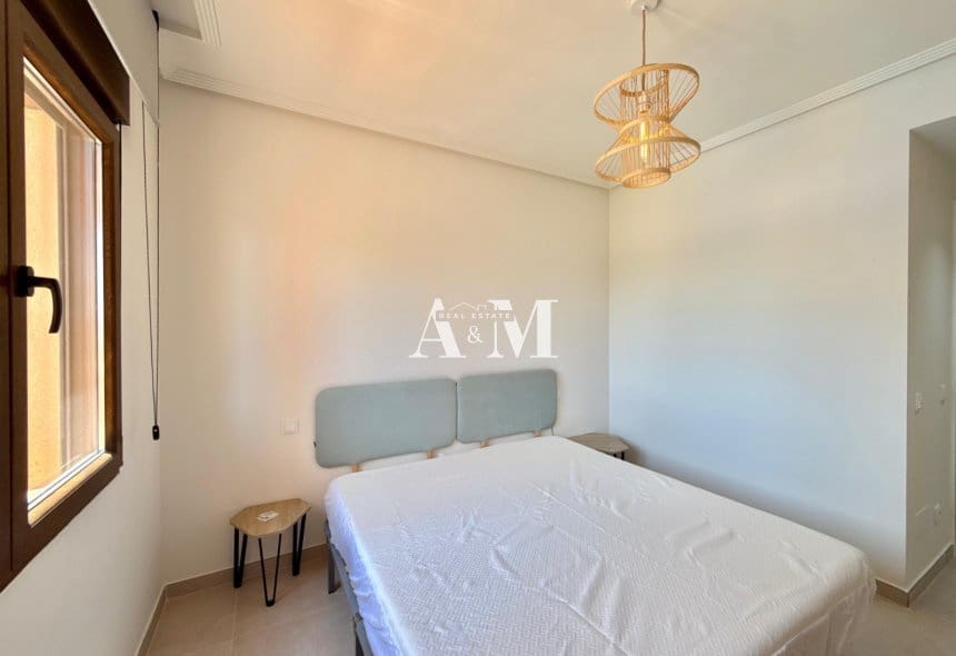 2 quarto Apartamento para arrendar em Los Alcazares com piscina garagem - 1 100 € (Ref: 10095693)