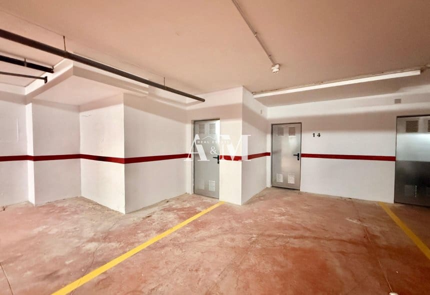 2 quarto Apartamento para arrendar em Los Alcazares com piscina garagem - 1 100 € (Ref: 10095693)