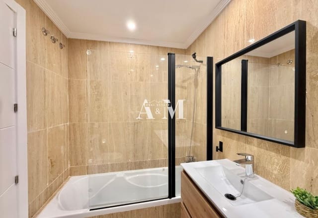2 quarto Apartamento para arrendar em Las Lomas de Rame - Bahía Bella, Los Alcázares com piscina garagem - 1 100 € (Ref: 10095693)