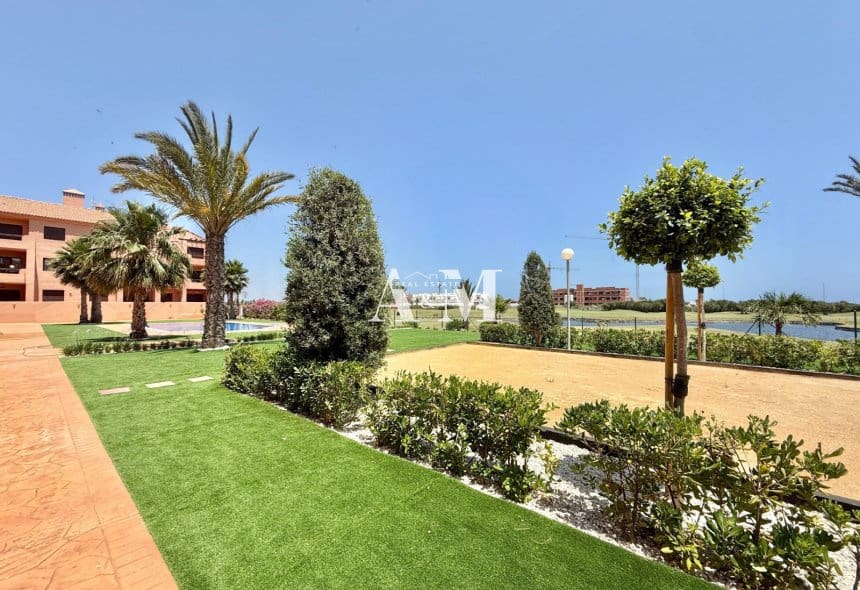 2 quarto Apartamento para arrendar em Los Alcazares com piscina garagem - 1 100 € (Ref: 10095693)