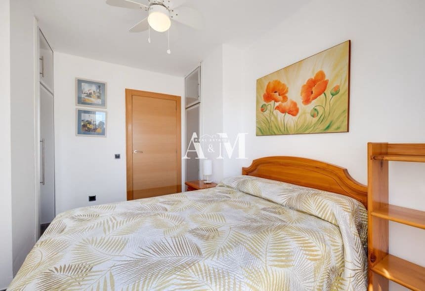 2 makuuhuone Ranta-asunto vuokrattavana paikassa La Mata - 950 € (Ref: 10095694)