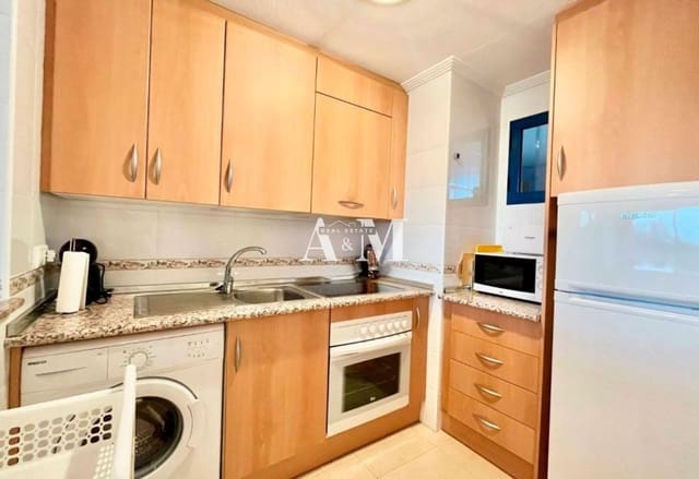 Appartement de 2 chambres à louer à Dehesa de Campoamor, Orihuela avec piscine - 750 € (Ref: 10095695)