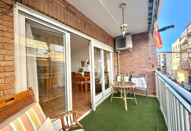 3 soverom Strandleiligheter til leie i Las Piscinas Naturales, Torrevieja - € 900 (Ref: 10095698)