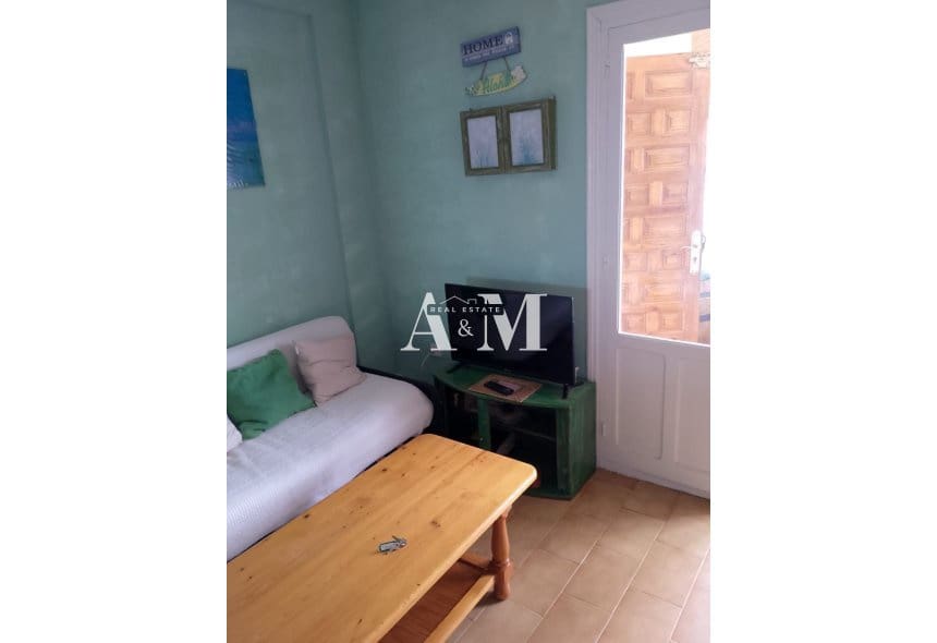 2 makuuhuone Ranta-asunto vuokrattavana paikassa La Mata - 650 € (Ref: 10095699)