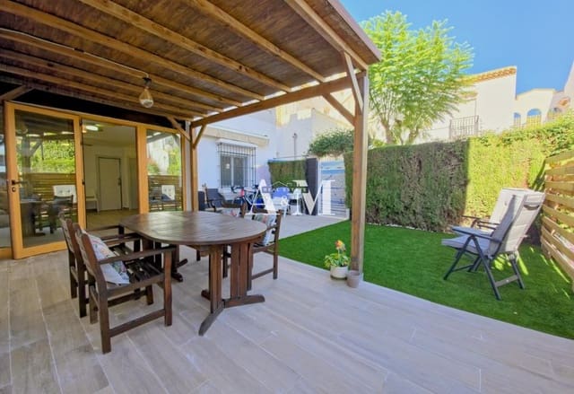 3 soverom Strandleiligheter til leie i Playa Flamenca, Orihuela med svømmebasseng - € 1 200 (Ref: 10095701)