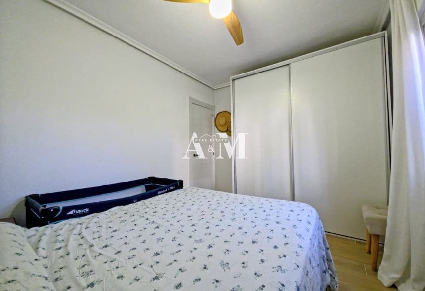3 Zimmer Strandapartment zu vermieten in Playa Flamenca mit Pool - 1.200 € (Ref: 10095701)