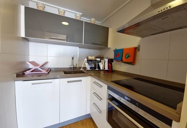 2 quarto Apartamento de Praia para arrendar em Playa de los Locos, Torrevieja com piscina - 1 300 € (Ref: 10095702)