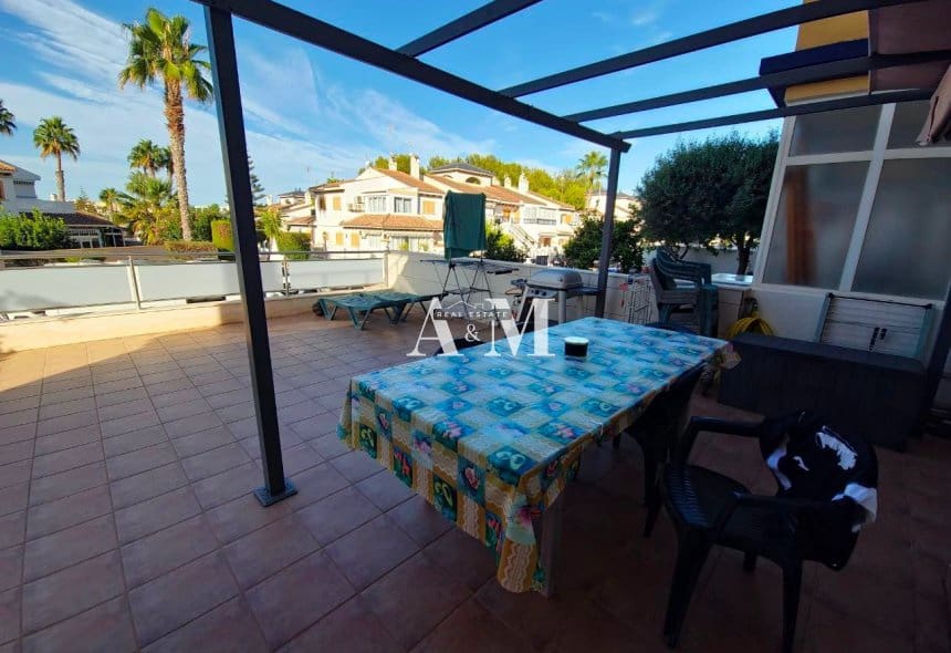 2 soveværelse Bungalow til leje i Torre de la Horadada med swimmingpool - € 800 (Ref: 10095704)