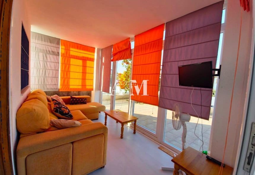2 soveværelse Bungalow til leje i Torre de la Horadada med swimmingpool - € 800 (Ref: 10095704)