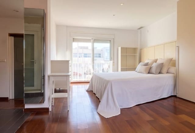 3 sovrum Radhus att hyra i Perleta, Elche / Elx med garage - 1 850 € (Ref: 10095790)