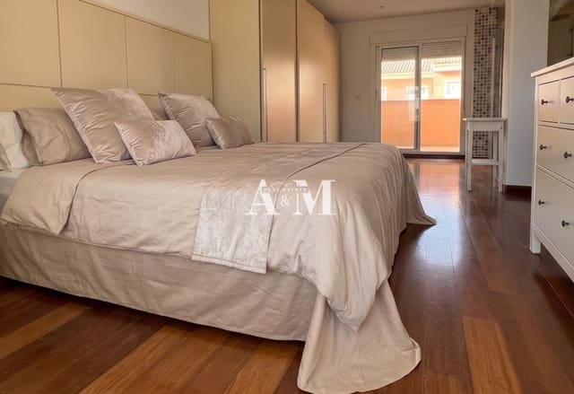 3 sovrum Radhus att hyra i Perleta, Elche / Elx med garage - 1 850 € (Ref: 10095790)