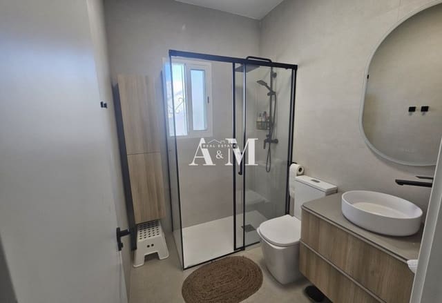 3 sovrum Radhus att hyra i Torre de la Horadada, Pilar de la Horadada - 1 200 € (Ref: 10098612)