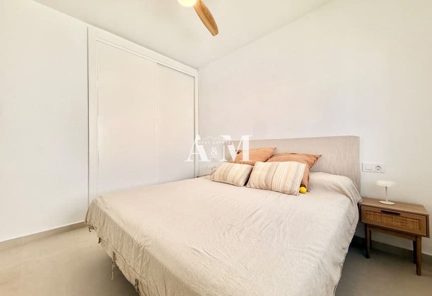 3 bedroom Terraced Villa for rent in Torre de la Horadada - € 1,200 (Ref: 10098612)