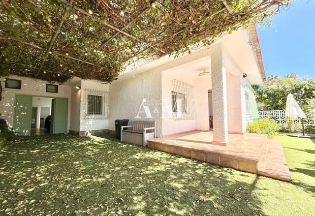 3 slaapkamer Rijtjeshuis te huur in Torre de la Horadada, Pilar de la Horadada - € 1.200 (Ref: 10098612)