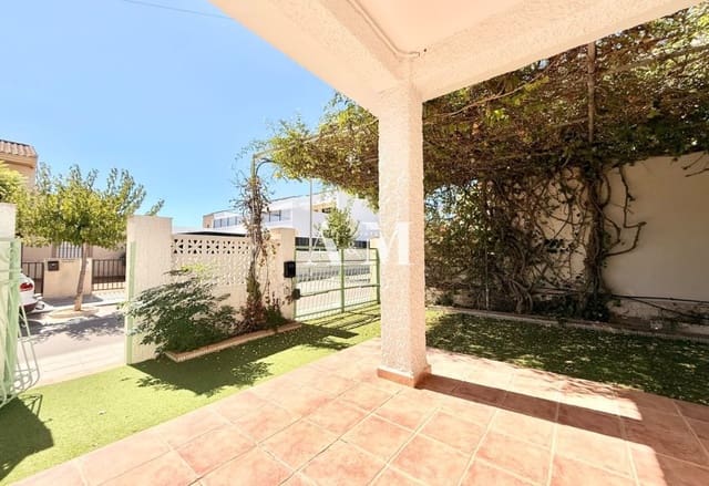 3 slaapkamer Rijtjeshuis te huur in Torre de la Horadada, Pilar de la Horadada - € 1.200 (Ref: 10098612)