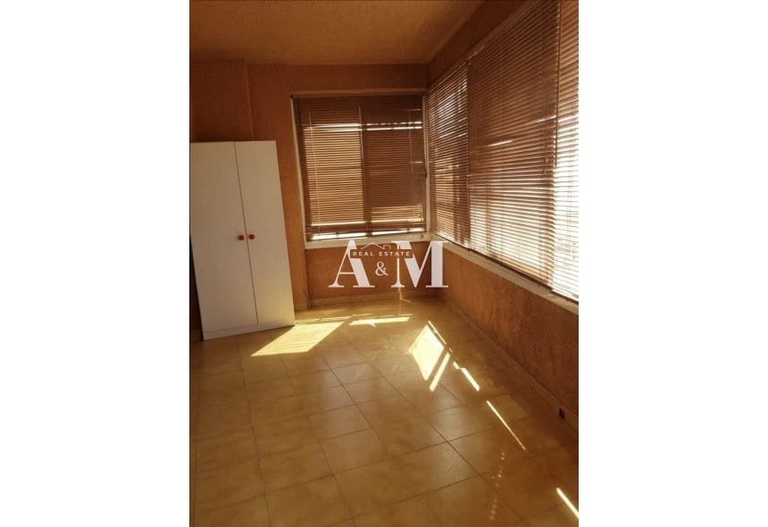2 soveværelse Strandlejlighed til leje i Arenales del Sol med swimmingpool - € 750 (Ref: 10098950)