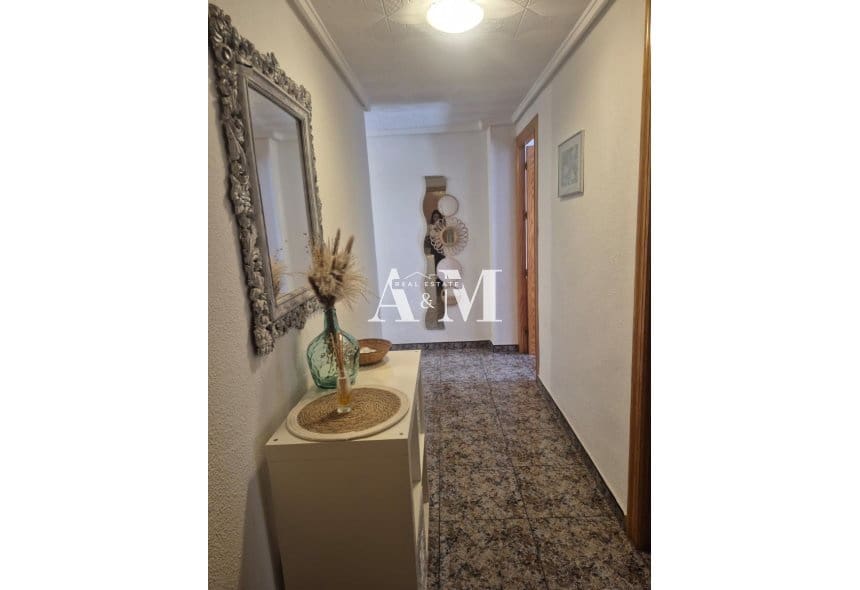 3 Zimmer Apartment zu vermieten in Elche / Elx - 700 € (Ref: 10099418)