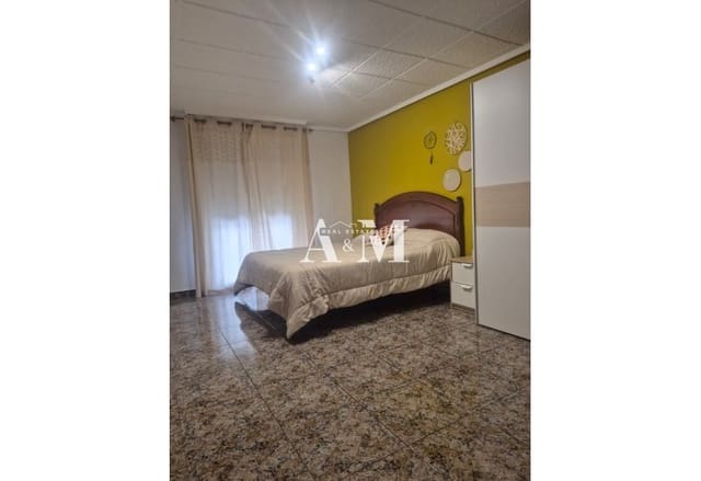 3 Zimmer Apartment zu vermieten in Carrús Est - Camí dels Magros, Elche / Elx - 700 € (Ref: 10099418)