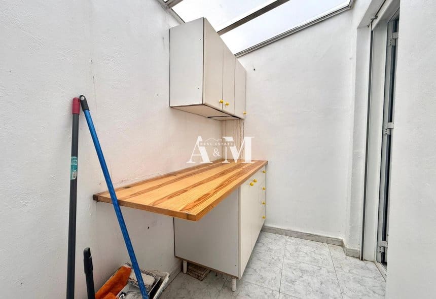 1 Zimmer Strandapartment zu vermieten in Torrevieja - 650 € (Ref: 10099465)