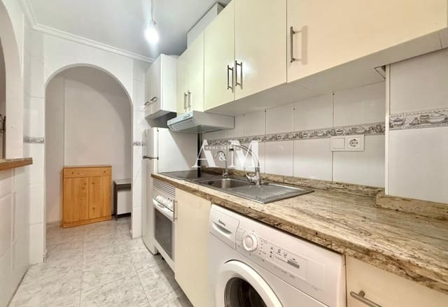 1 Zimmer Strandapartment zu vermieten in Playa de los Locos, Torrevieja - 650 € (Ref: 10099465)