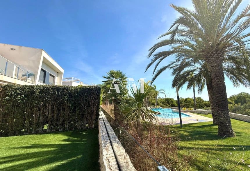 2 sovrum Bungalow att hyra i Pinar de Campoverde med pool - 1 800 € (Ref: 10101094)