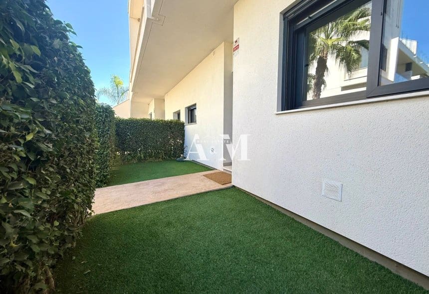 2 sovrum Bungalow att hyra i Pinar de Campoverde med pool - 1 800 € (Ref: 10101094)
