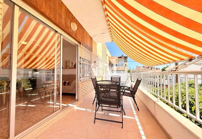 3 bedroom Beach Apartment for rent in Los Alcazares - € 750 (Ref: 10101095)