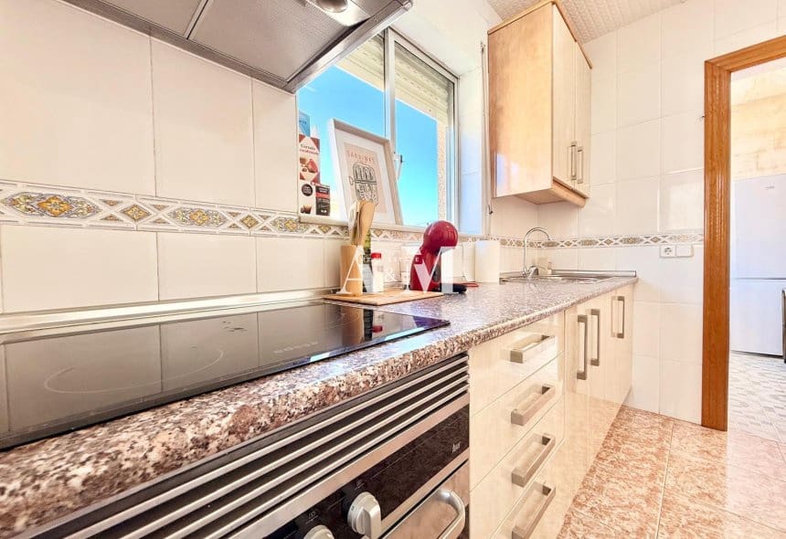 3 bedroom Beach Apartment for rent in Los Alcazares - € 750 (Ref: 10101095)