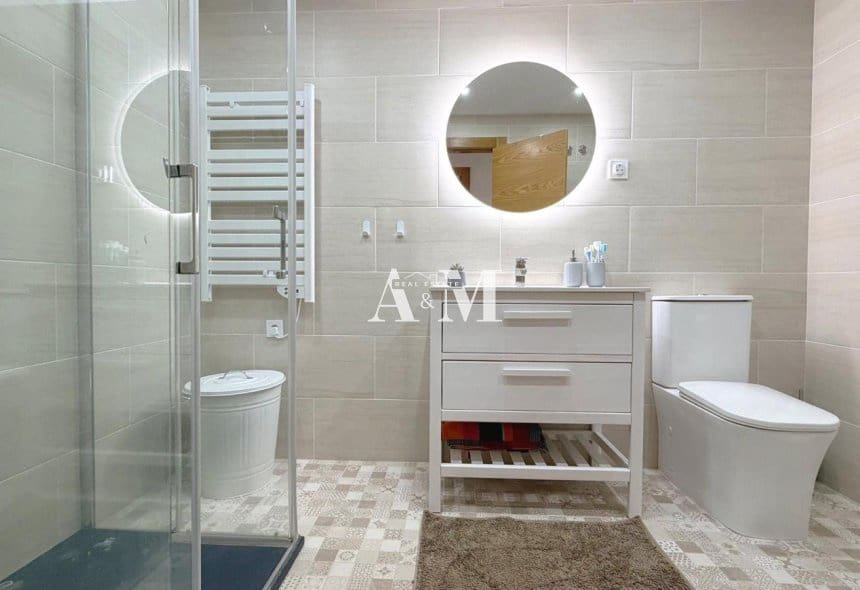 2 soverom Leilighet til leie i Hacienda Riquelme med svømmebasseng - € 695 (Ref: 10101096)