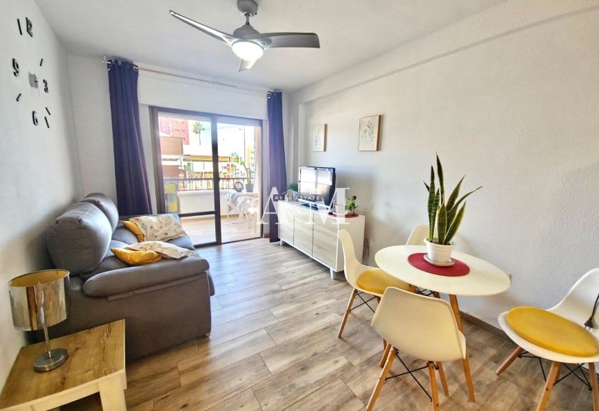 Appartement de Plage de 2 chambres à louer à Torre de la Horadada - 650 € (Ref: 10101097)