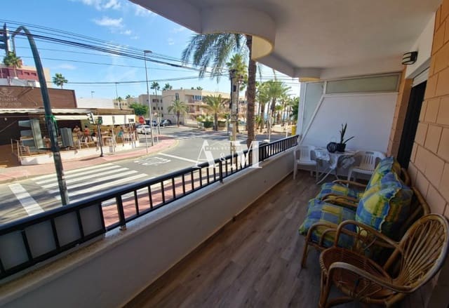 Appartement de Plage de 2 chambres à louer à Torre de la Horadada, Pilar de la Horadada - 650 € (Ref: 10101097)