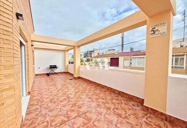 3 makuuhuone Kattohuoneisto vuokrattavana paikassa Benalúa, Alicante kaupunki mukana 
autotalli - 1 700 € (Ref: 10111047)